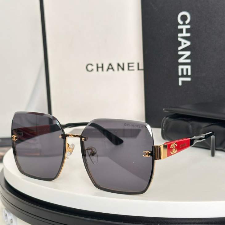 Picture of Chanel Sunglasses _SKUfw77619363fw